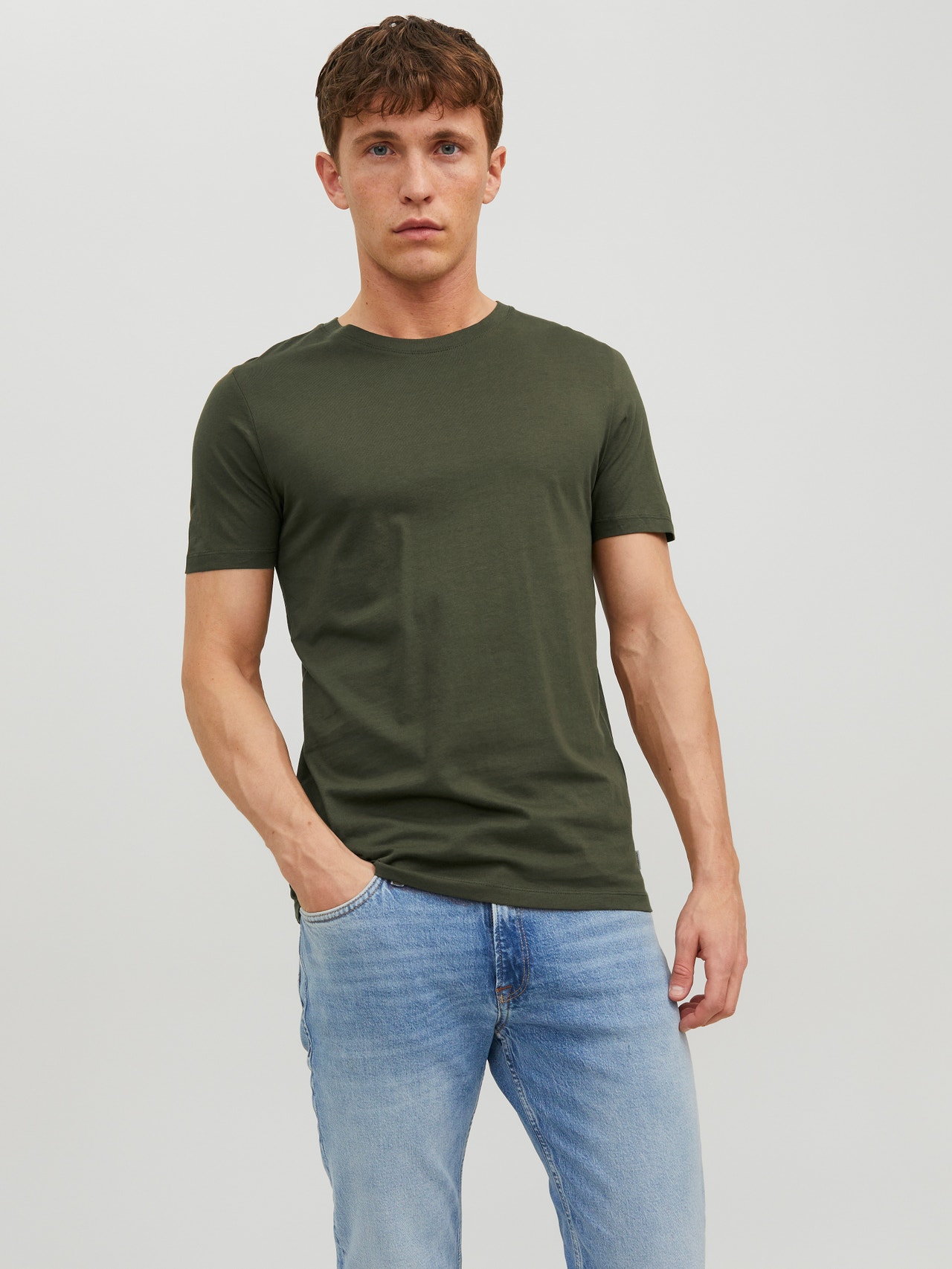 Jack & Jones Standard Fit O-Neck T-Shirt -Olive Night - 12156101