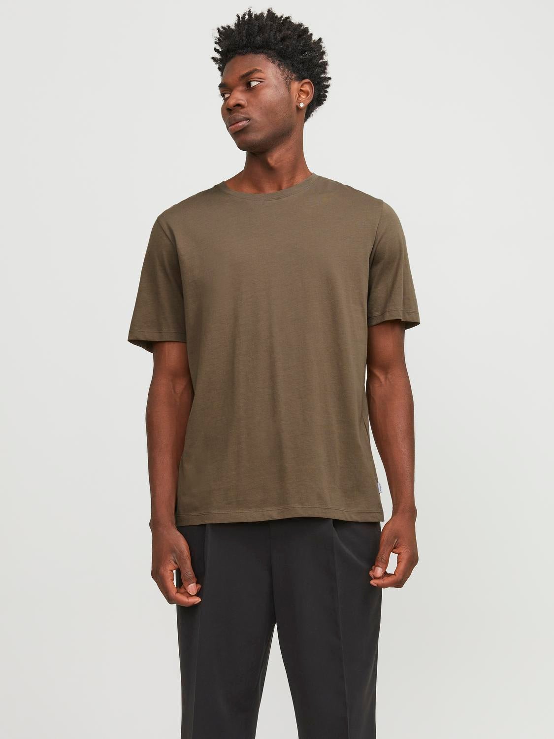 Standard Fit O-Neck T-Shirt | Jack & Jones