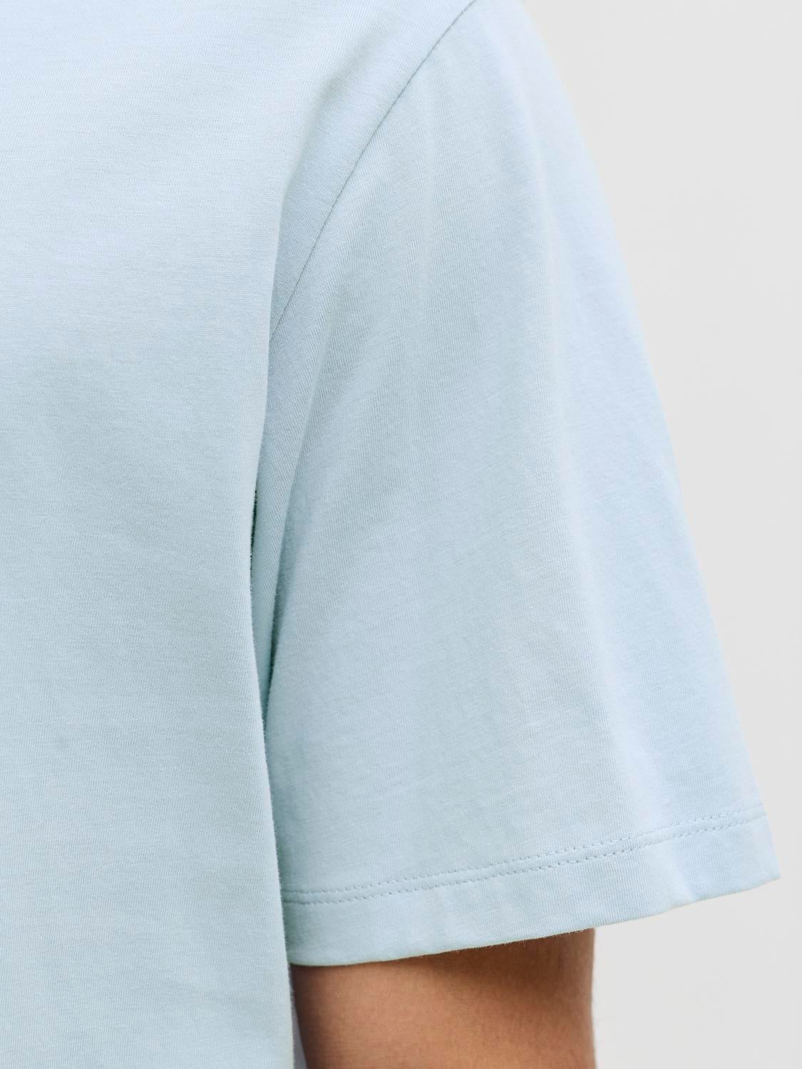 Standard Fit O-Neck T-Shirt | Jack & Jones