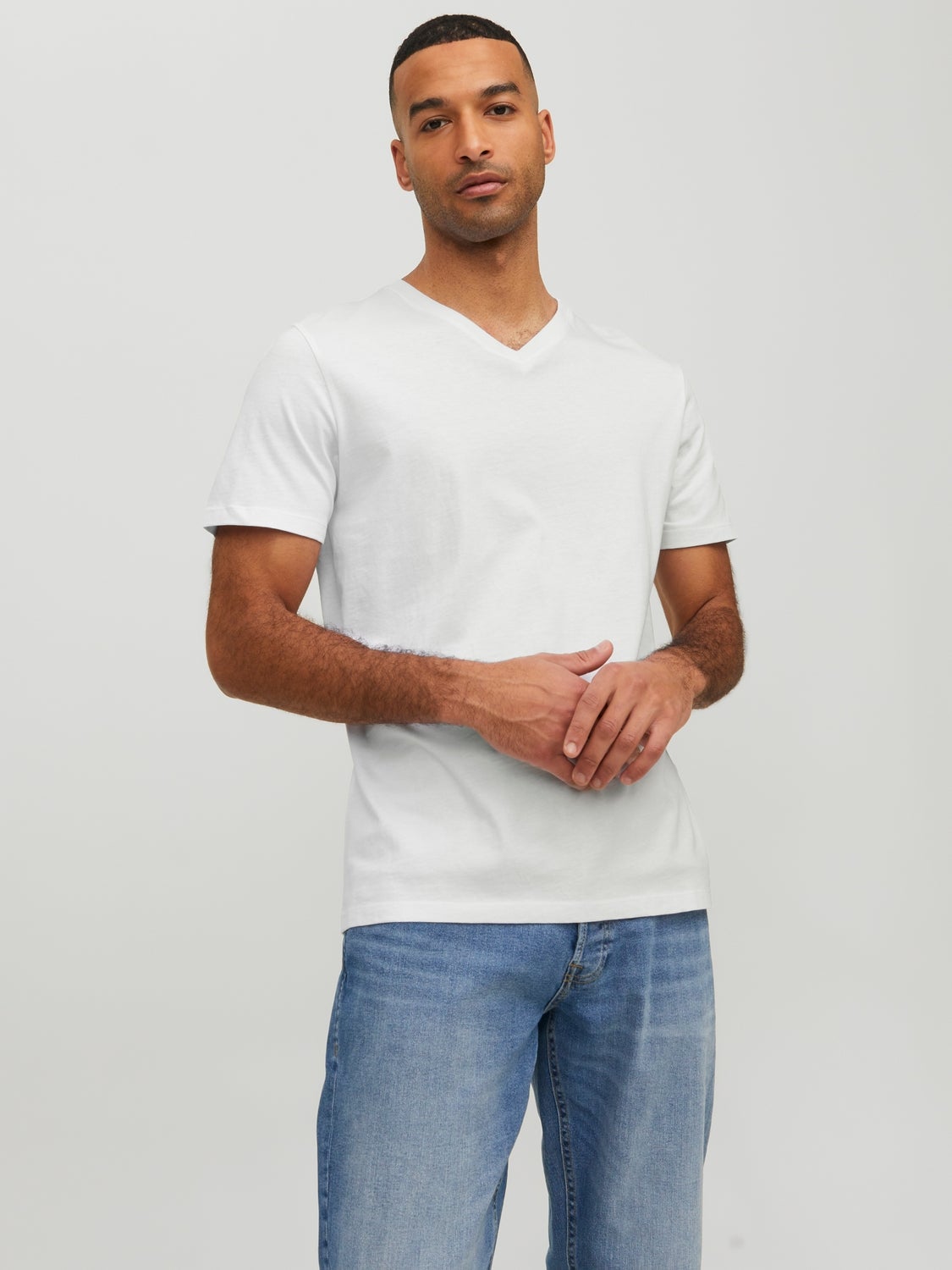 Standard Fit V-Neck T-Shirt | Jack & Jones®