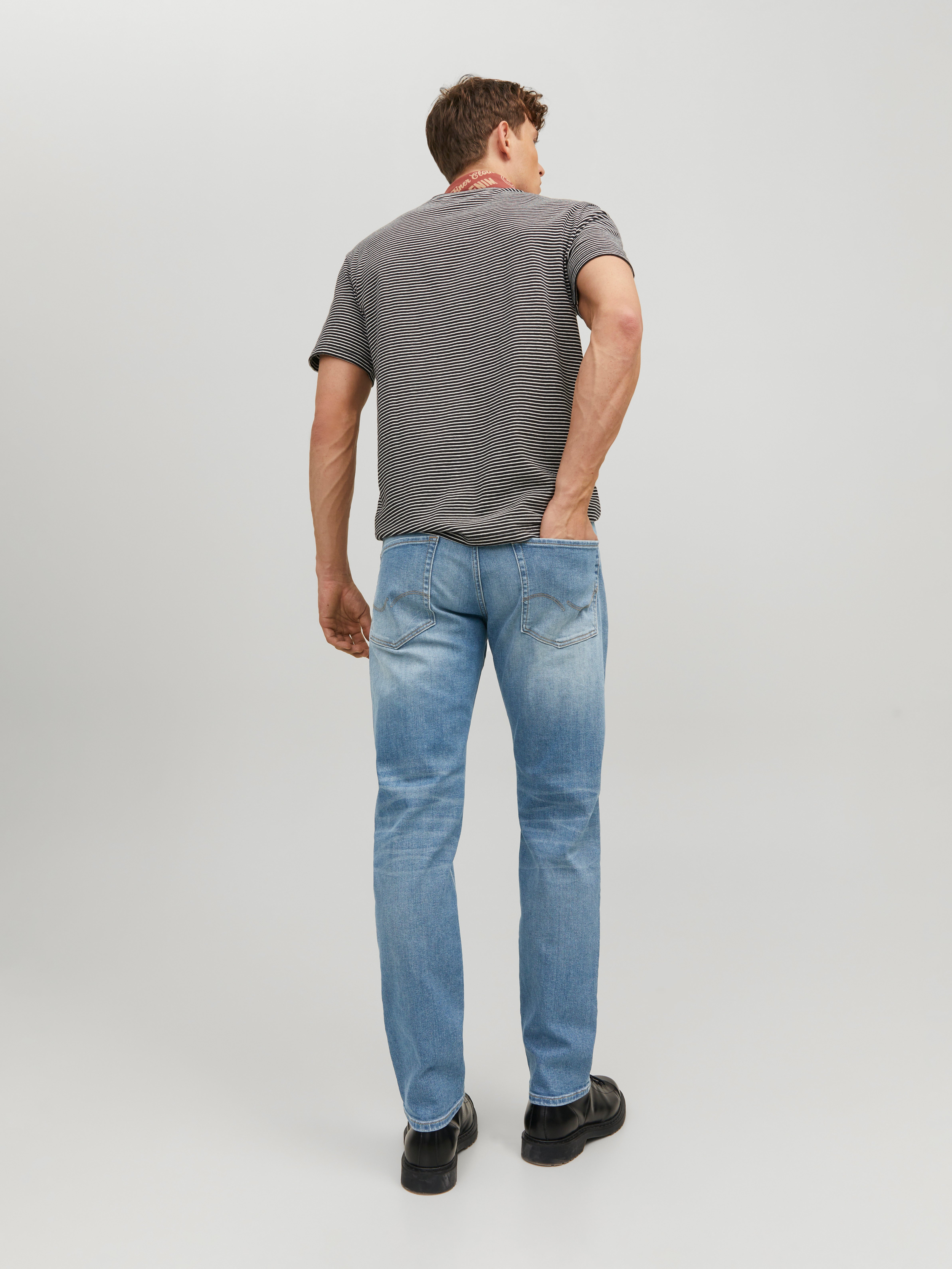 MIKE 011 Tapered Fit Jeans | Jack & Jones®