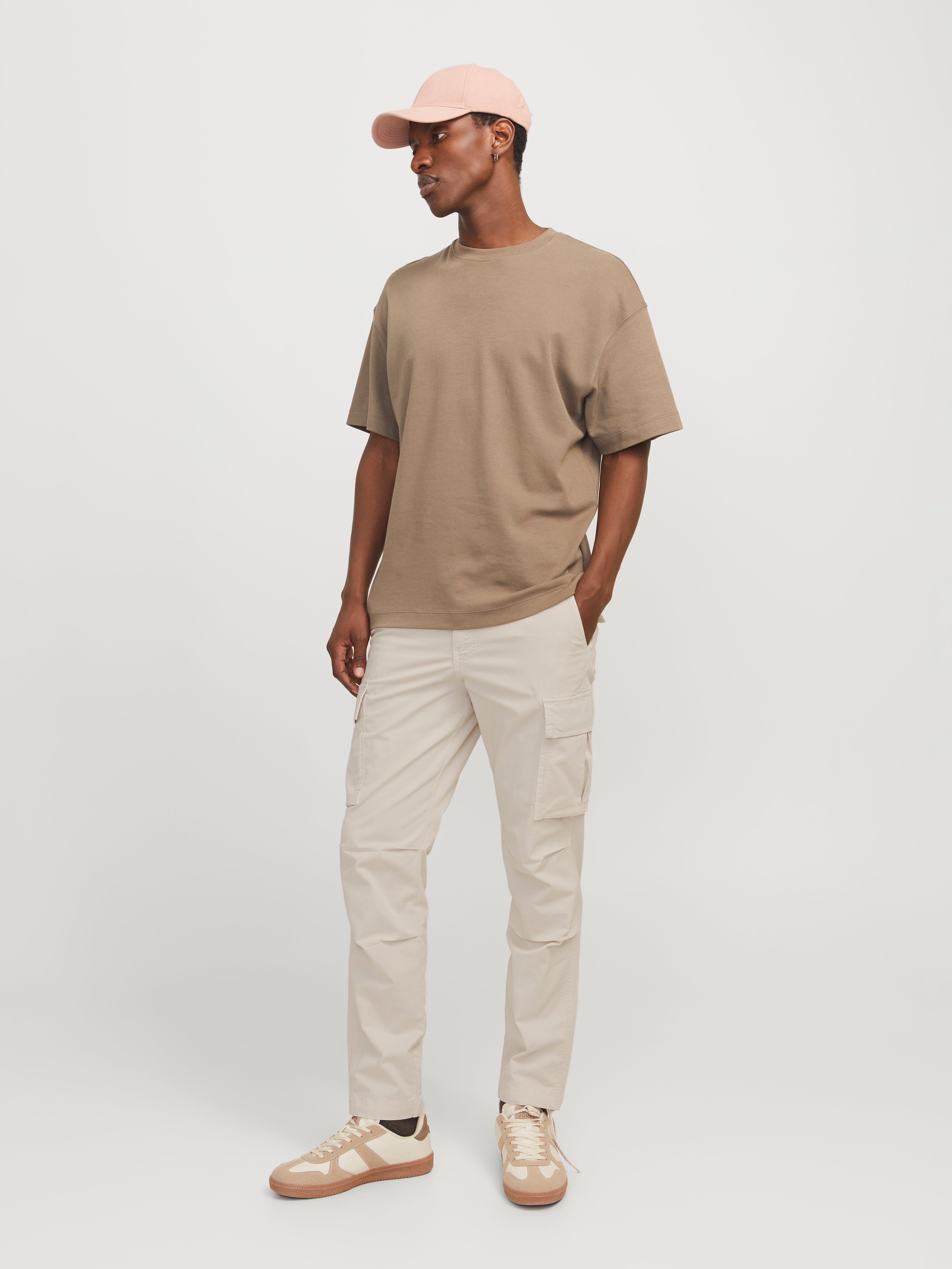 【oan】Bellows Fit Cargo Pants Tapered Fit Cargo Pants | Light Grey | Jack & Jones®
