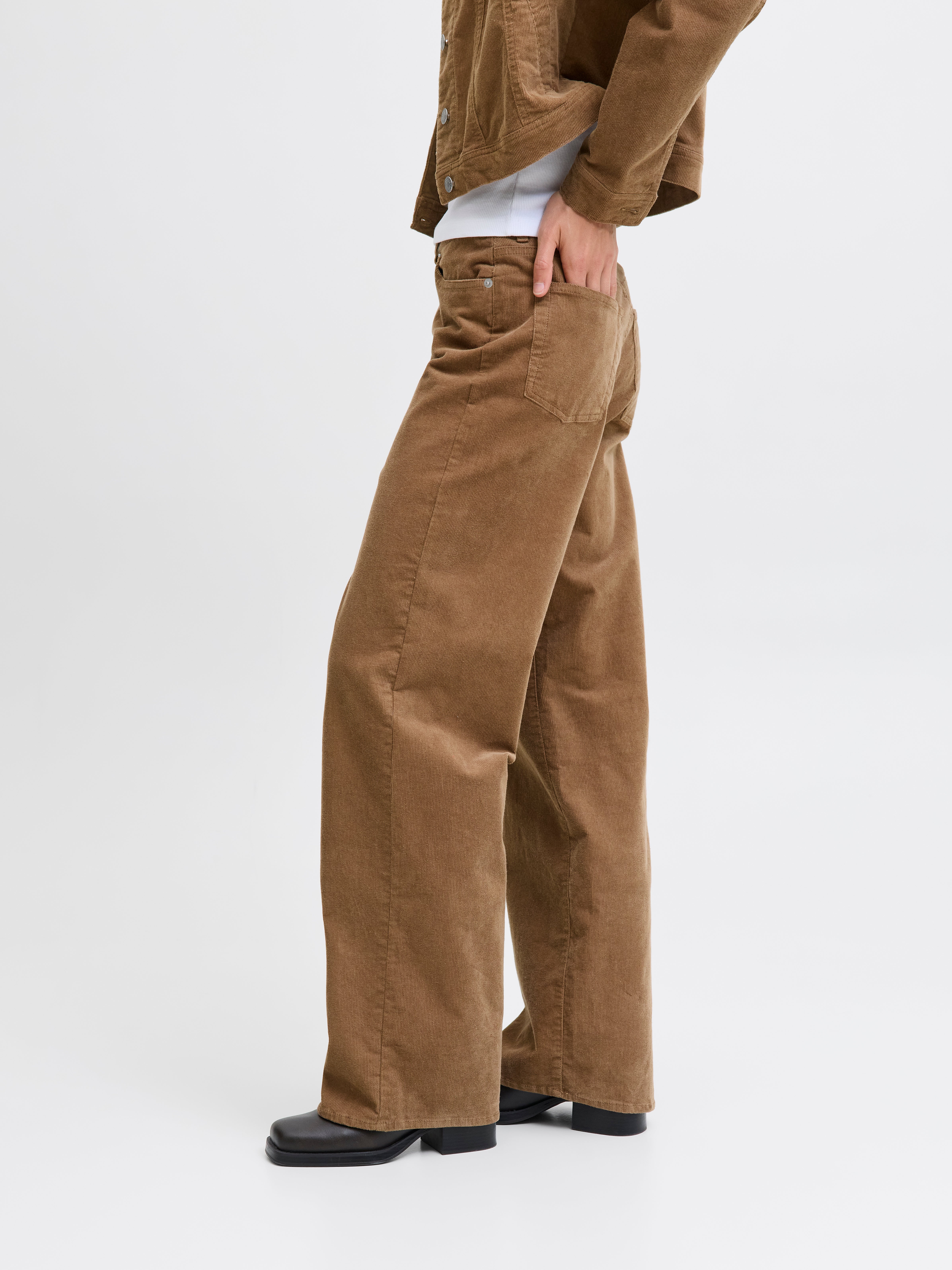 Pantalon en velours à taille haute et jambe large | Jack & Jones®