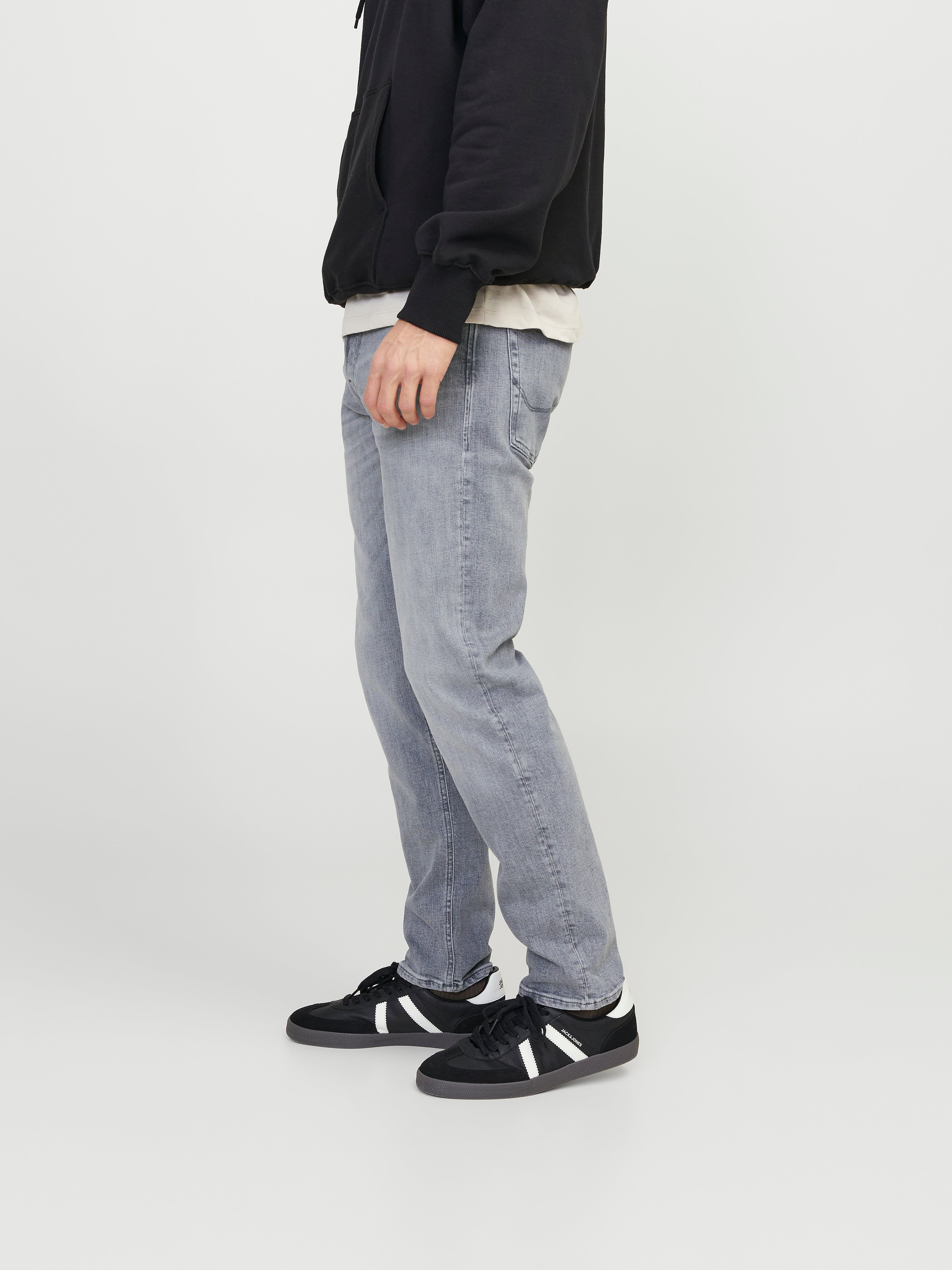 Mike 811 Tapered Fit Jeans | Jack & Jones®