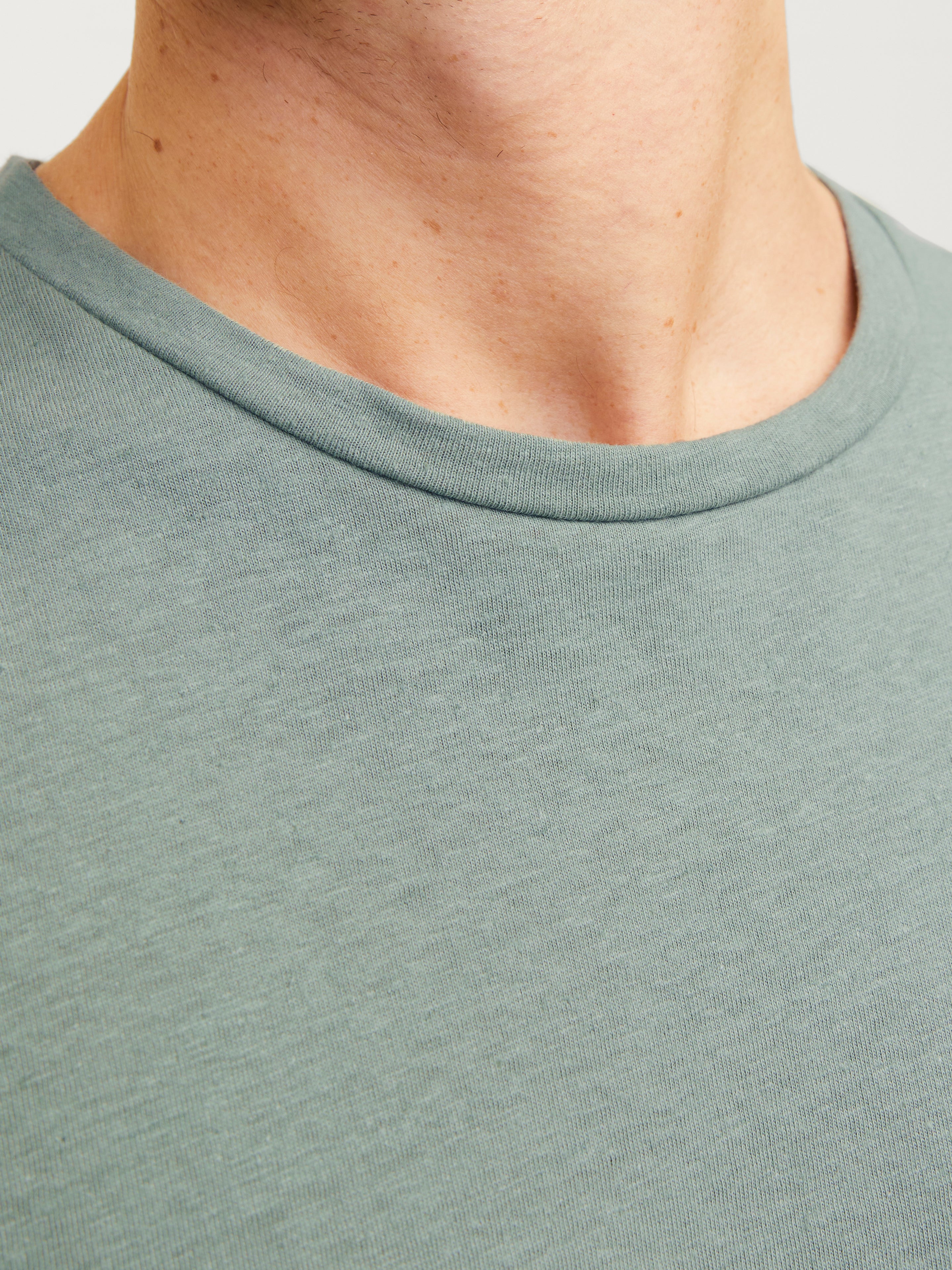 Relaxed Fit Round Neck T-Shirt | Jack & Jones