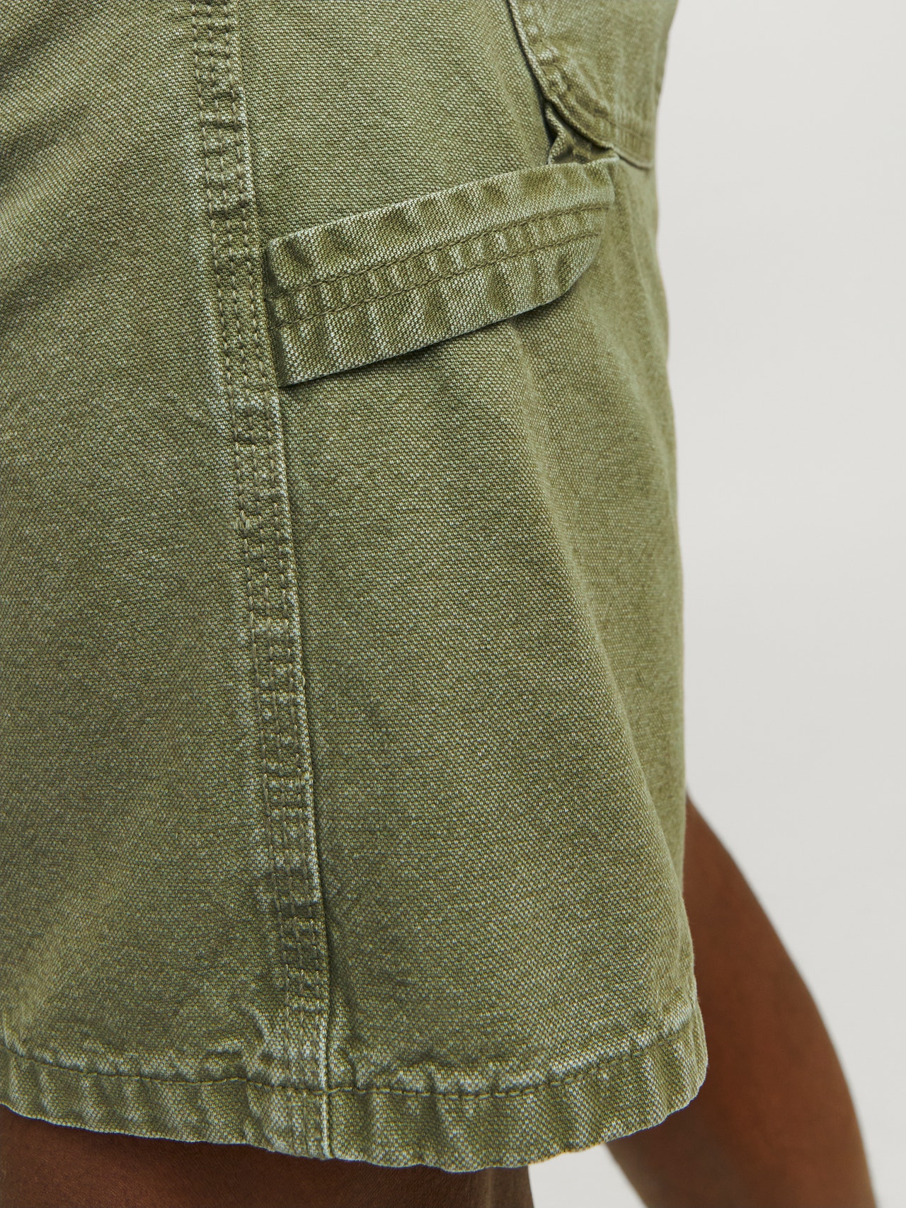 Jack & Jones Loose Fit Shorts -Deep Lichen Green - 12252814