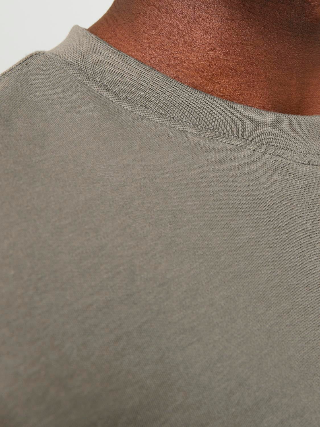 Wide Fit Round Neck T-Shirt | Jack & Jones