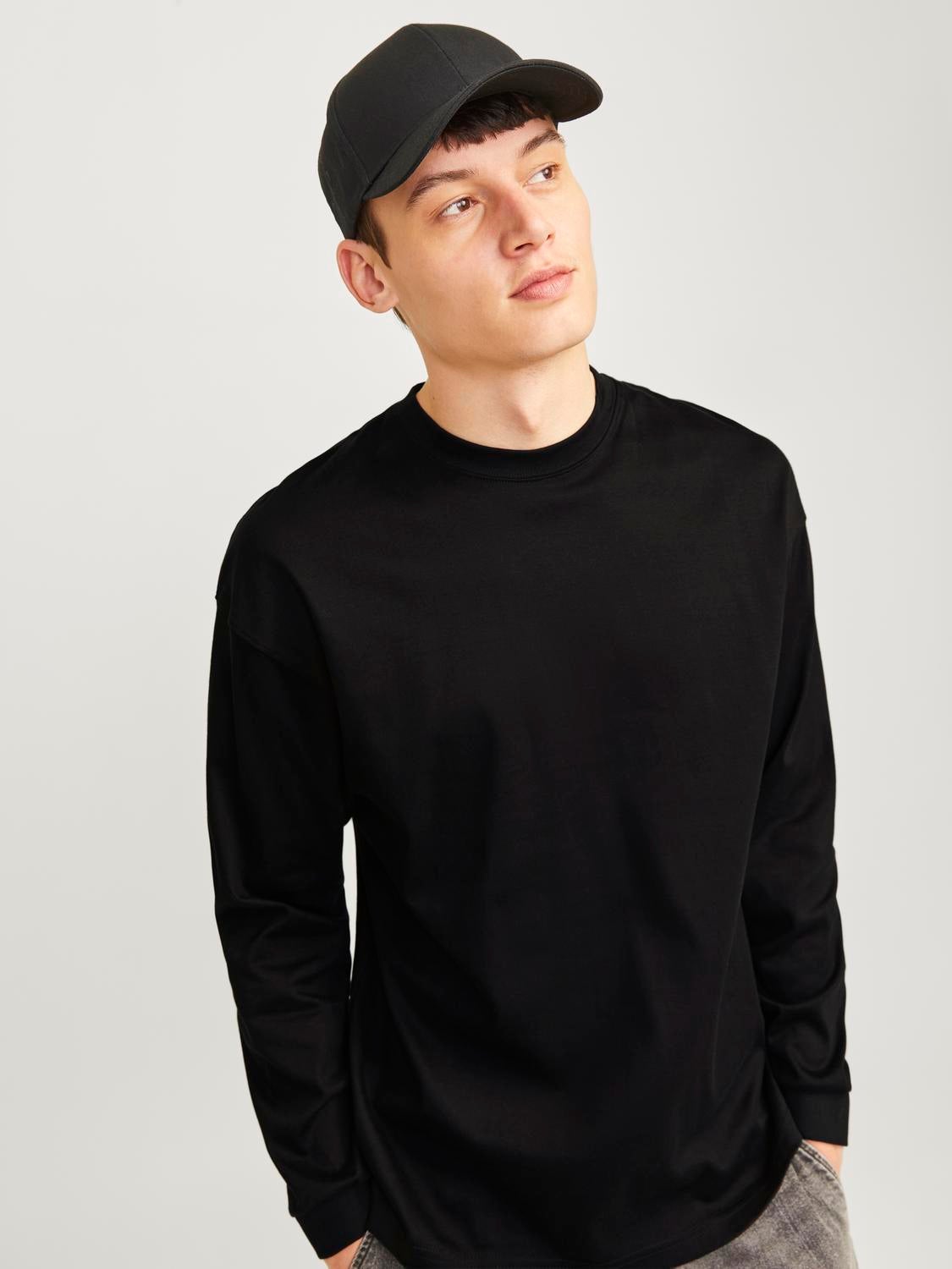 Loose Fit Round Neck T-Shirt | Jack & Jones