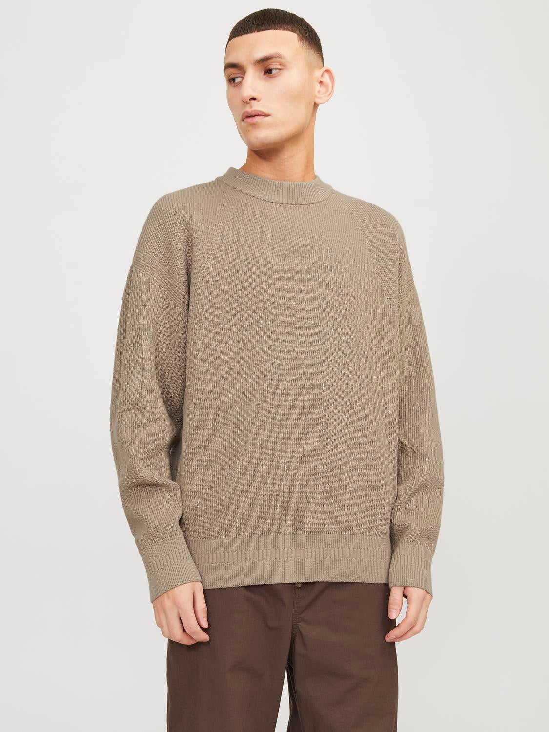 Relaxed Fit Mock neck Sweater