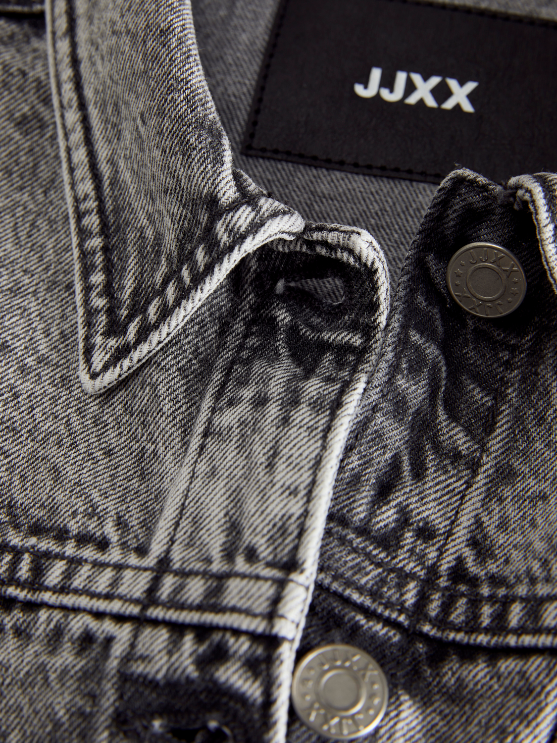 Chemise courte en denim à coupe confort | Jack & Jones®