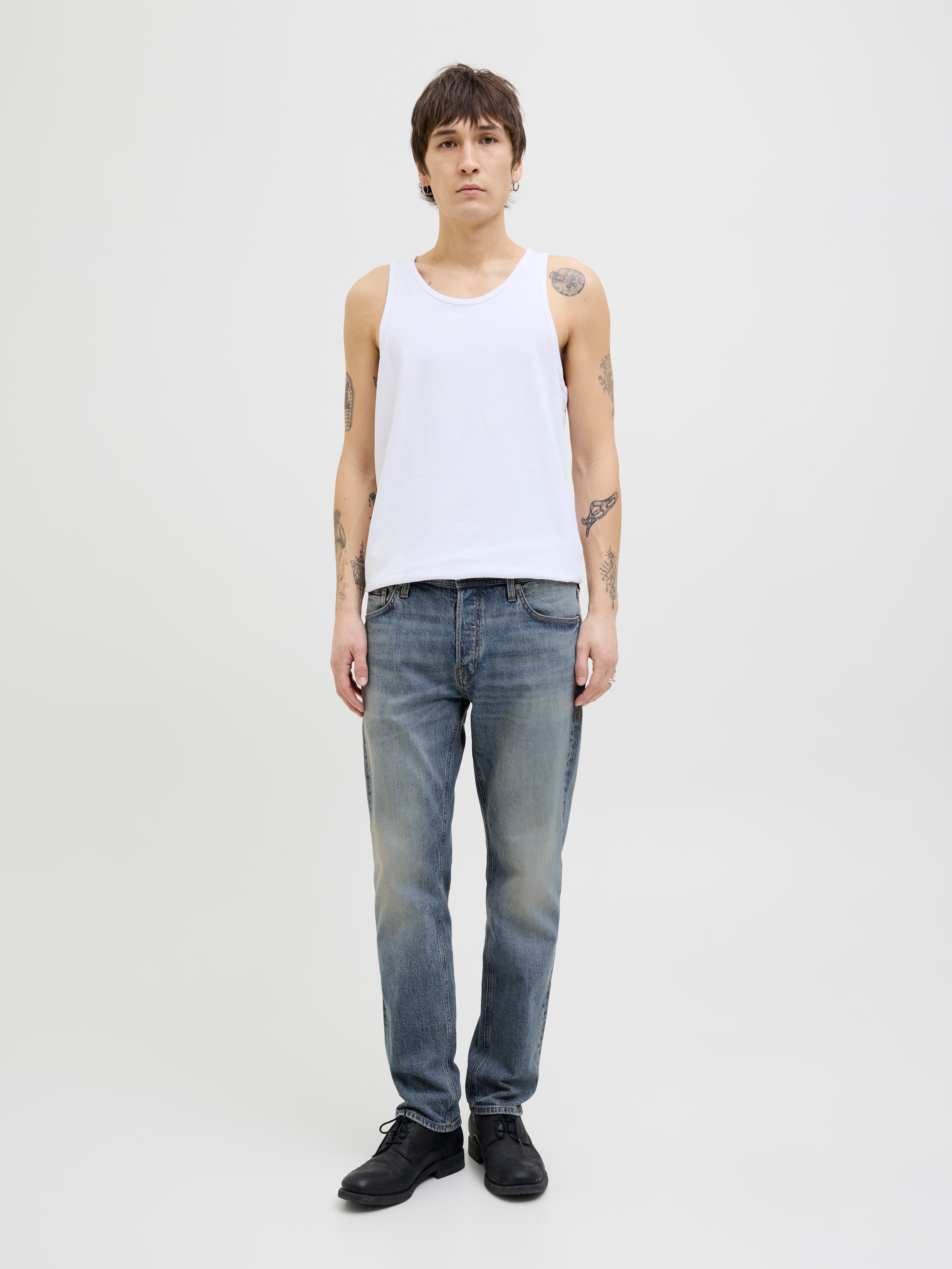 MIKE 556 Tapered Fit Jeans | Jack & Jones®