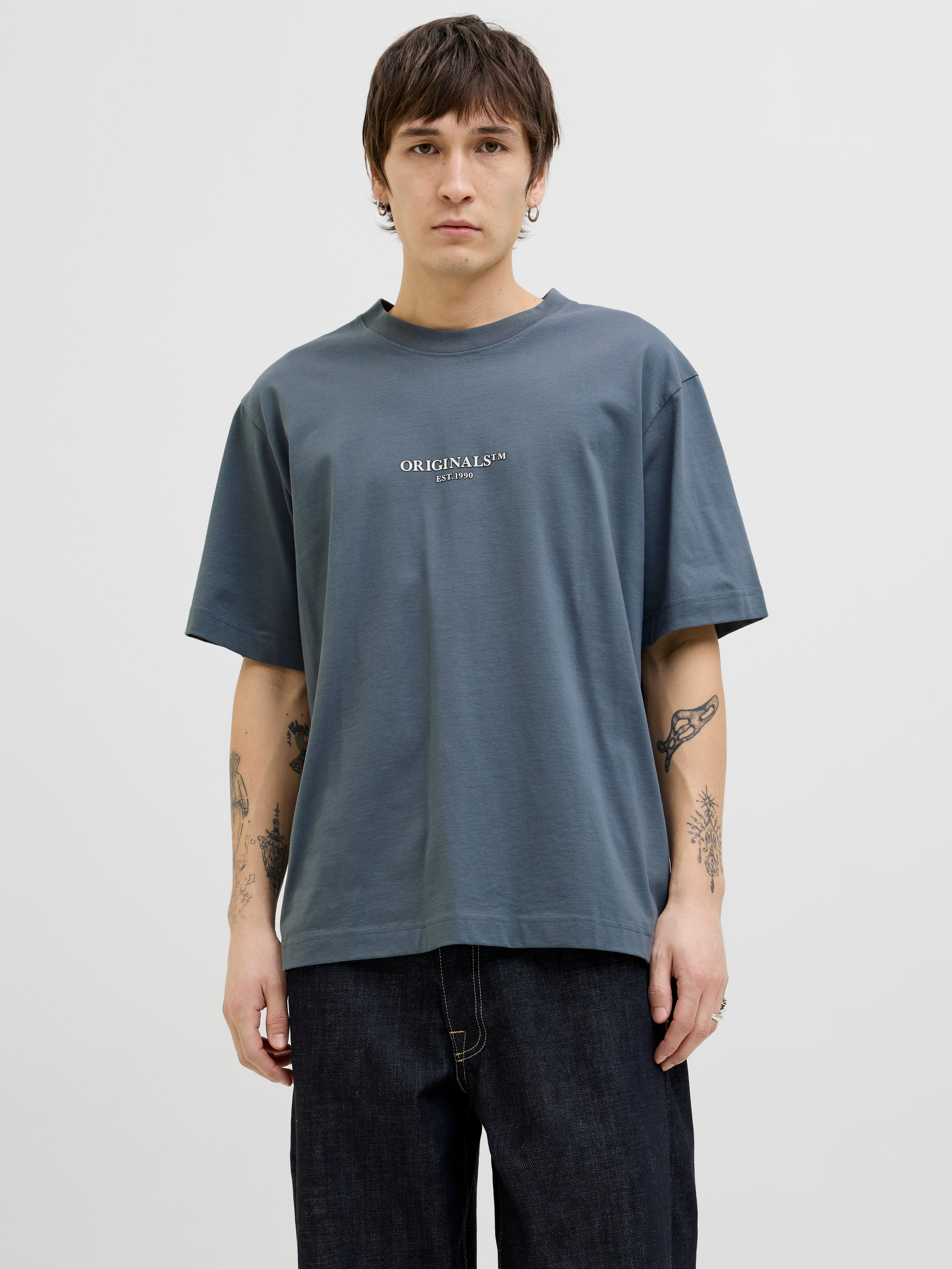 Loose Fit Crew neck T-Shirt | Black | Jack & Jones®