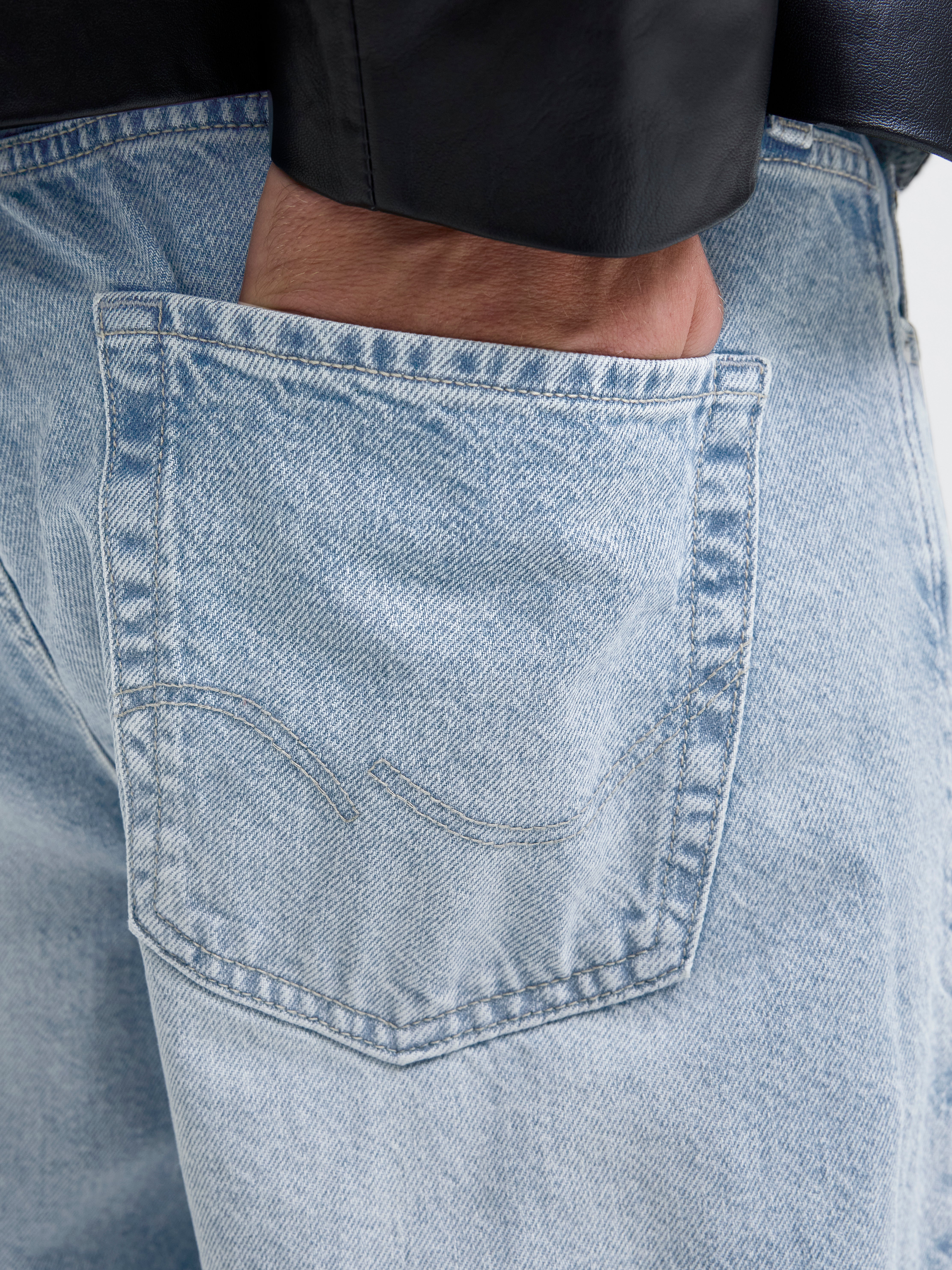 ALEX 199 Baggy Fit Jeans | Jack & Jones®