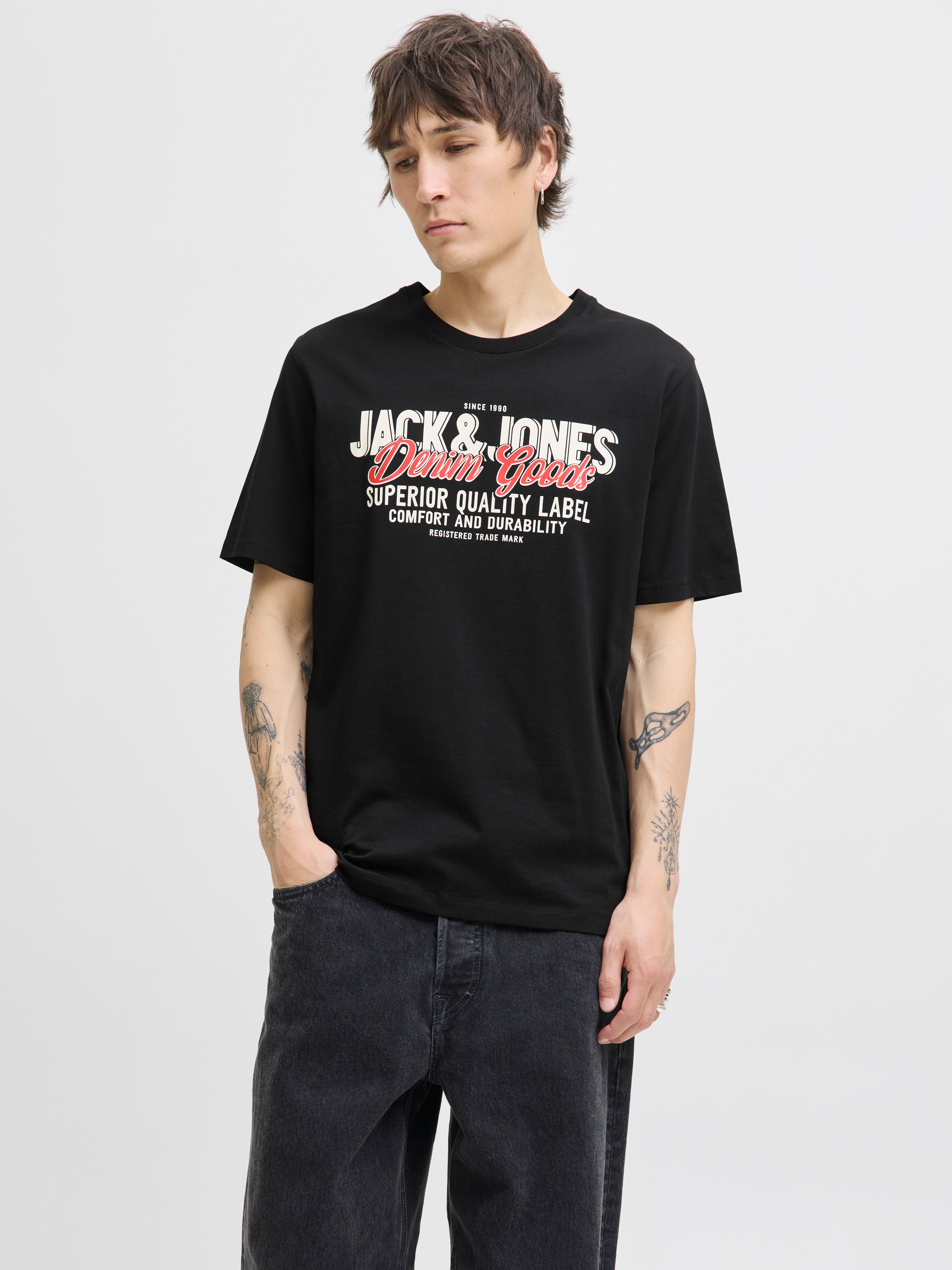 Standard Fit T-Shirt | Jack & Jones