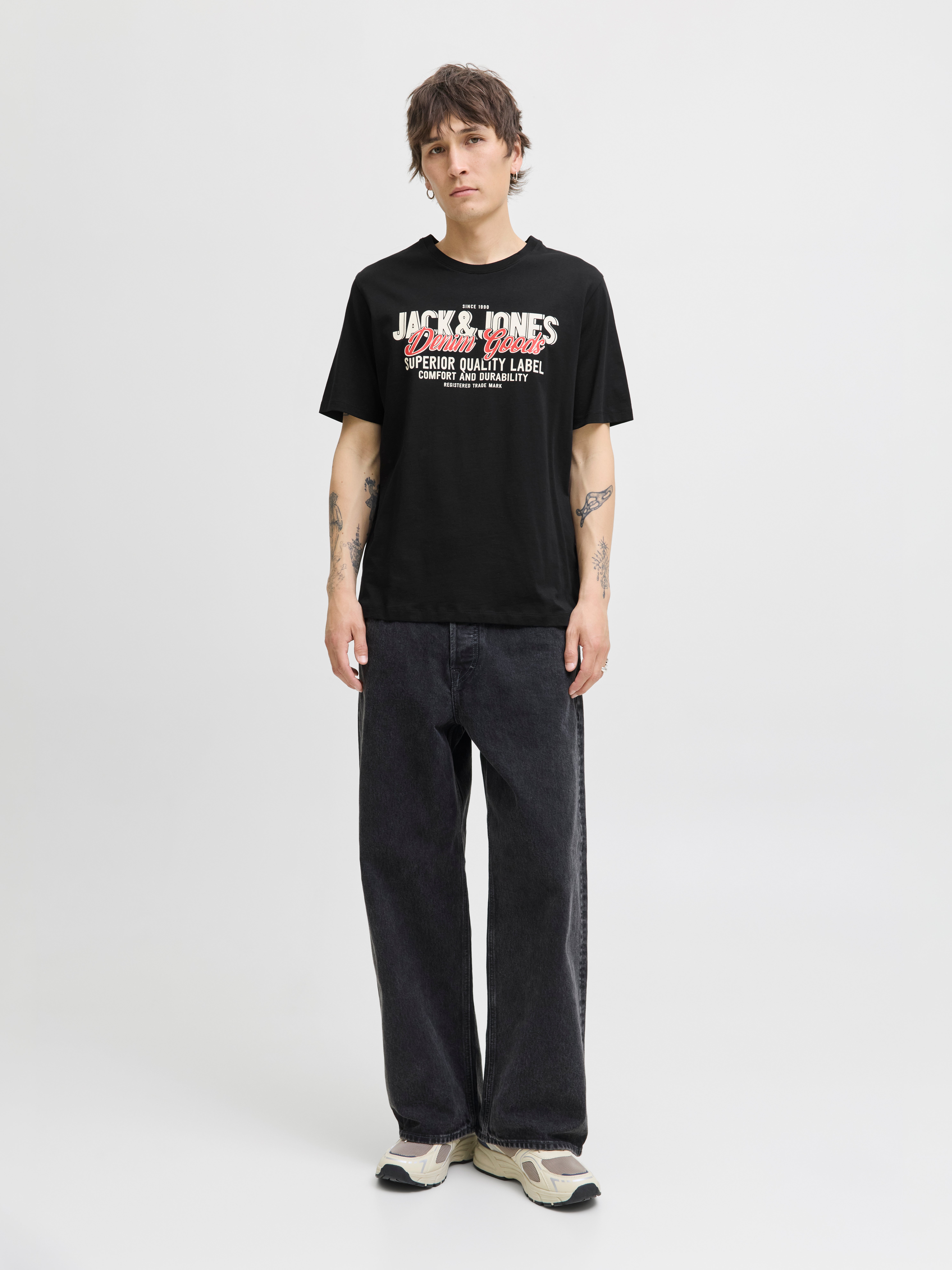 Standard Fit T-Shirt | Jack & Jones