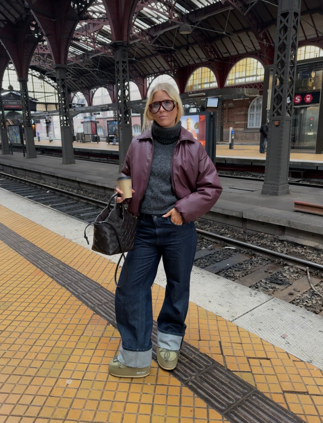 TOKYO High-Rise Wide Leg Fit Jeans | Jack & Jones®