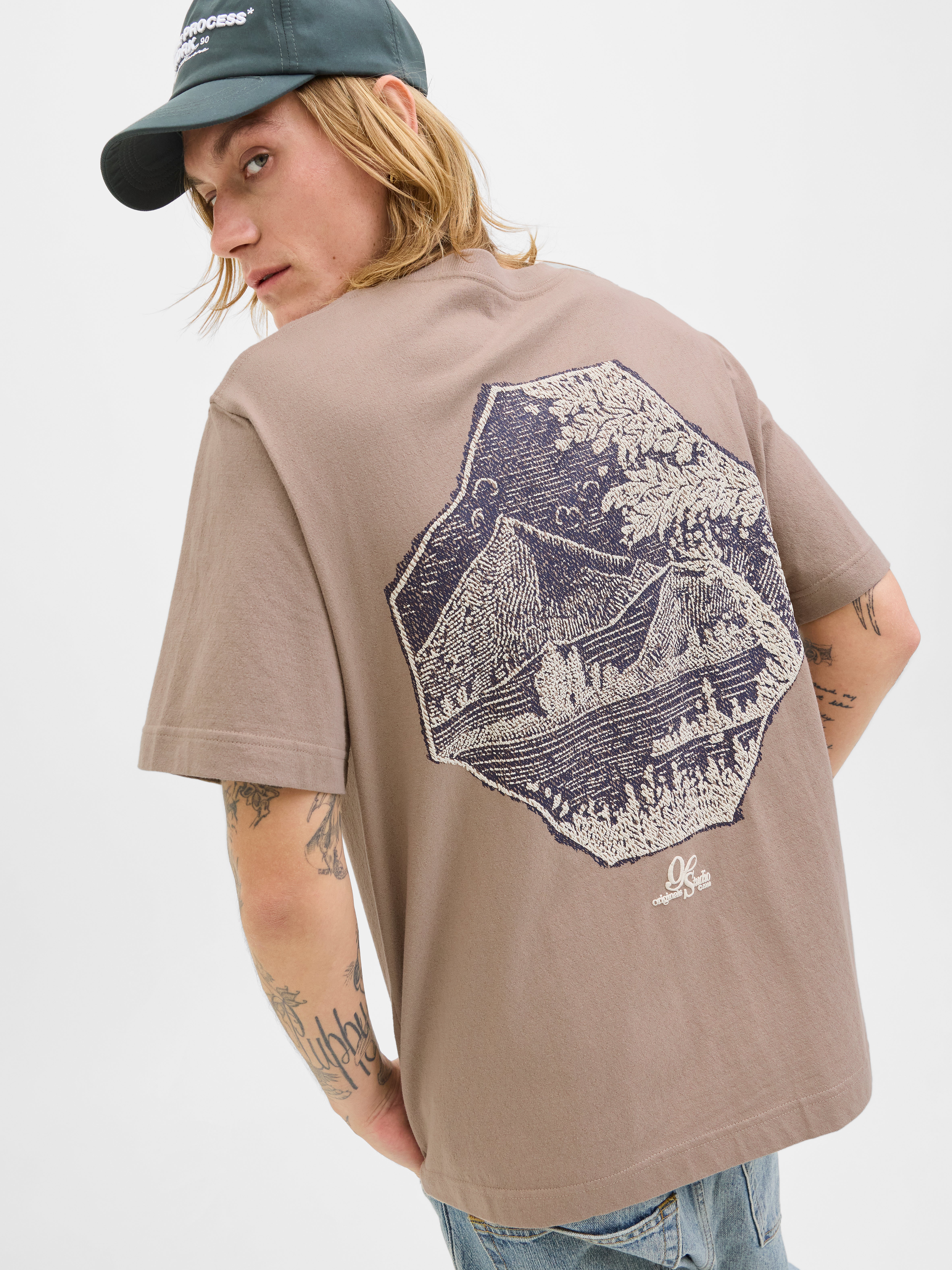Loose Fit T-Shirt | Jack & Jones