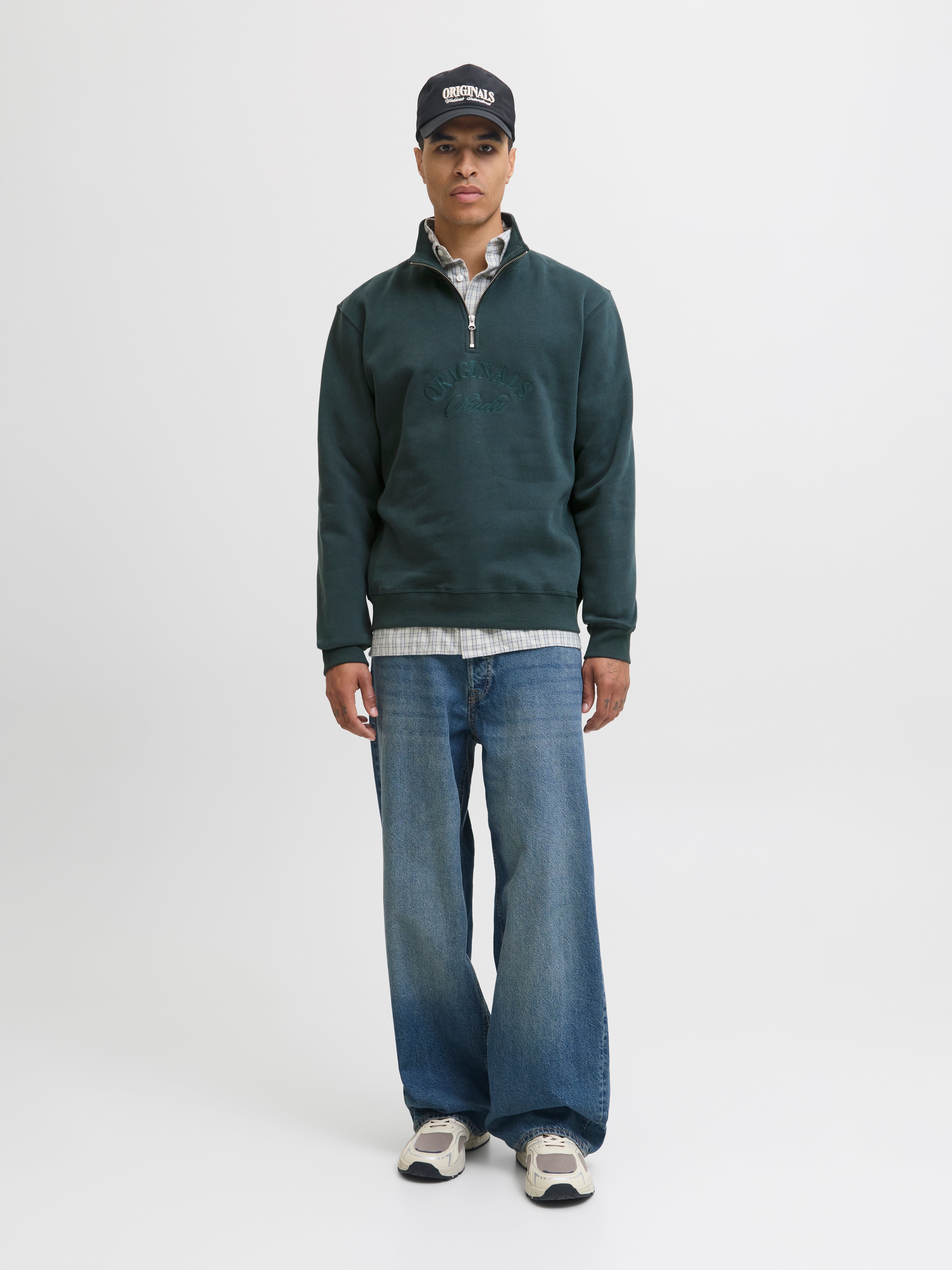 Relaxed Fit Sweatshirt | Jack & Jones®