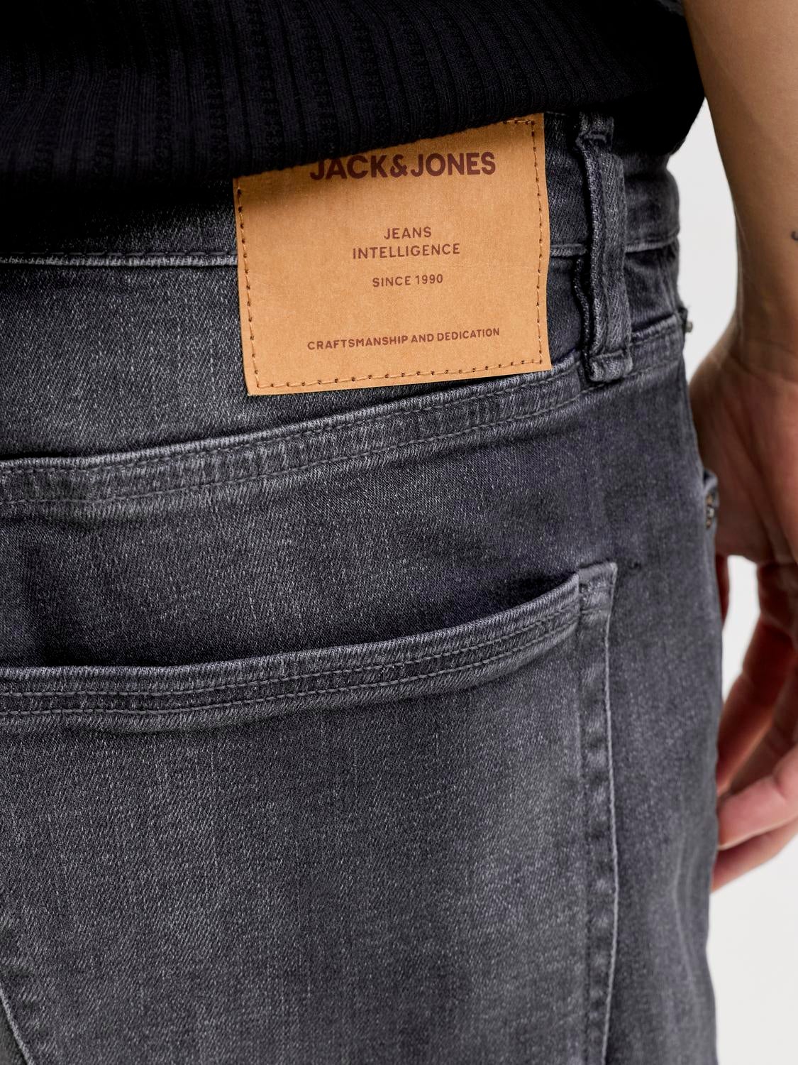 Mike 335 Tapered Fit Jeans | Jack & Jones®