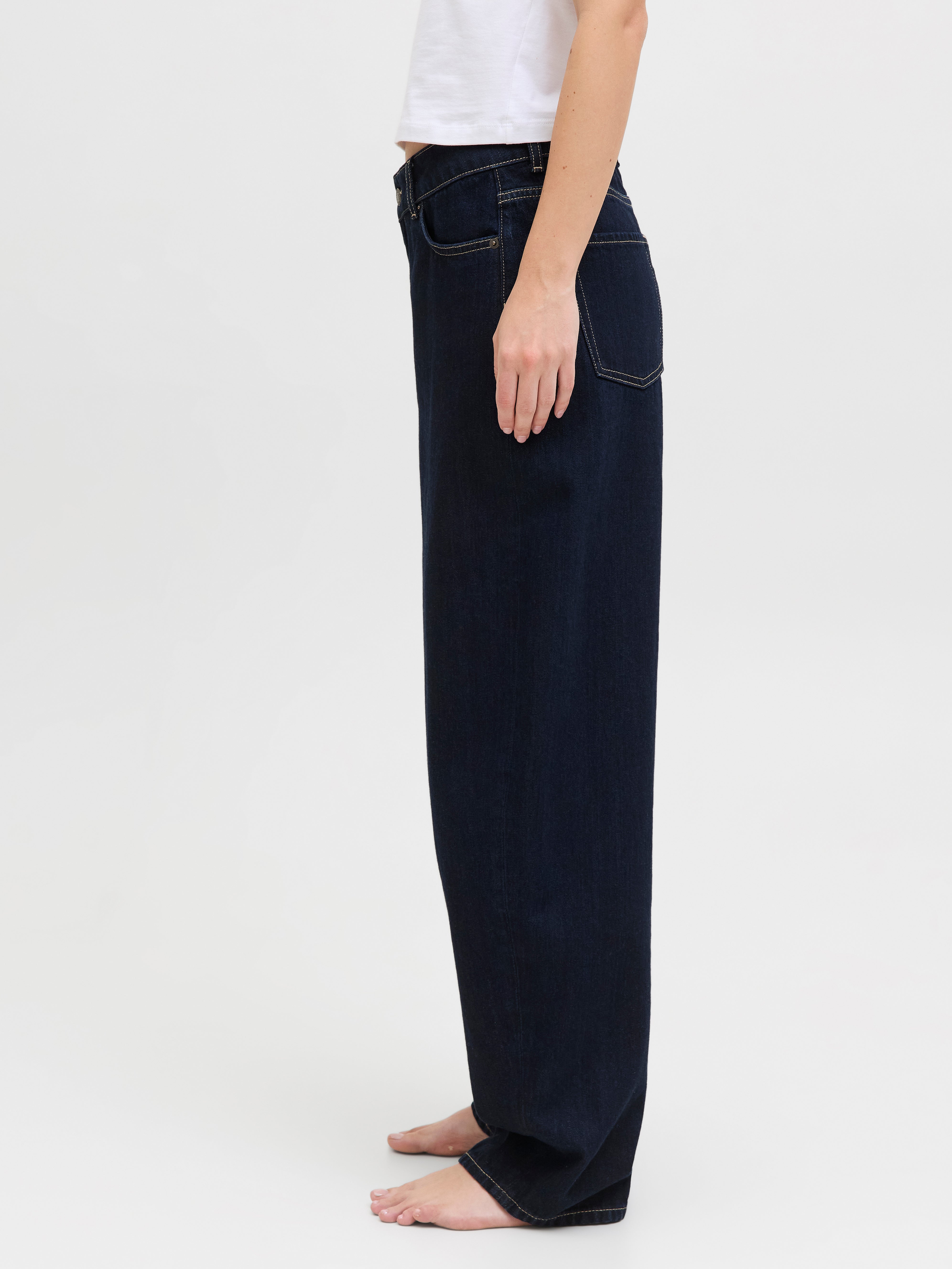 FUJI Mid-Rise Barrel Fit Jeans | Jack & Jones