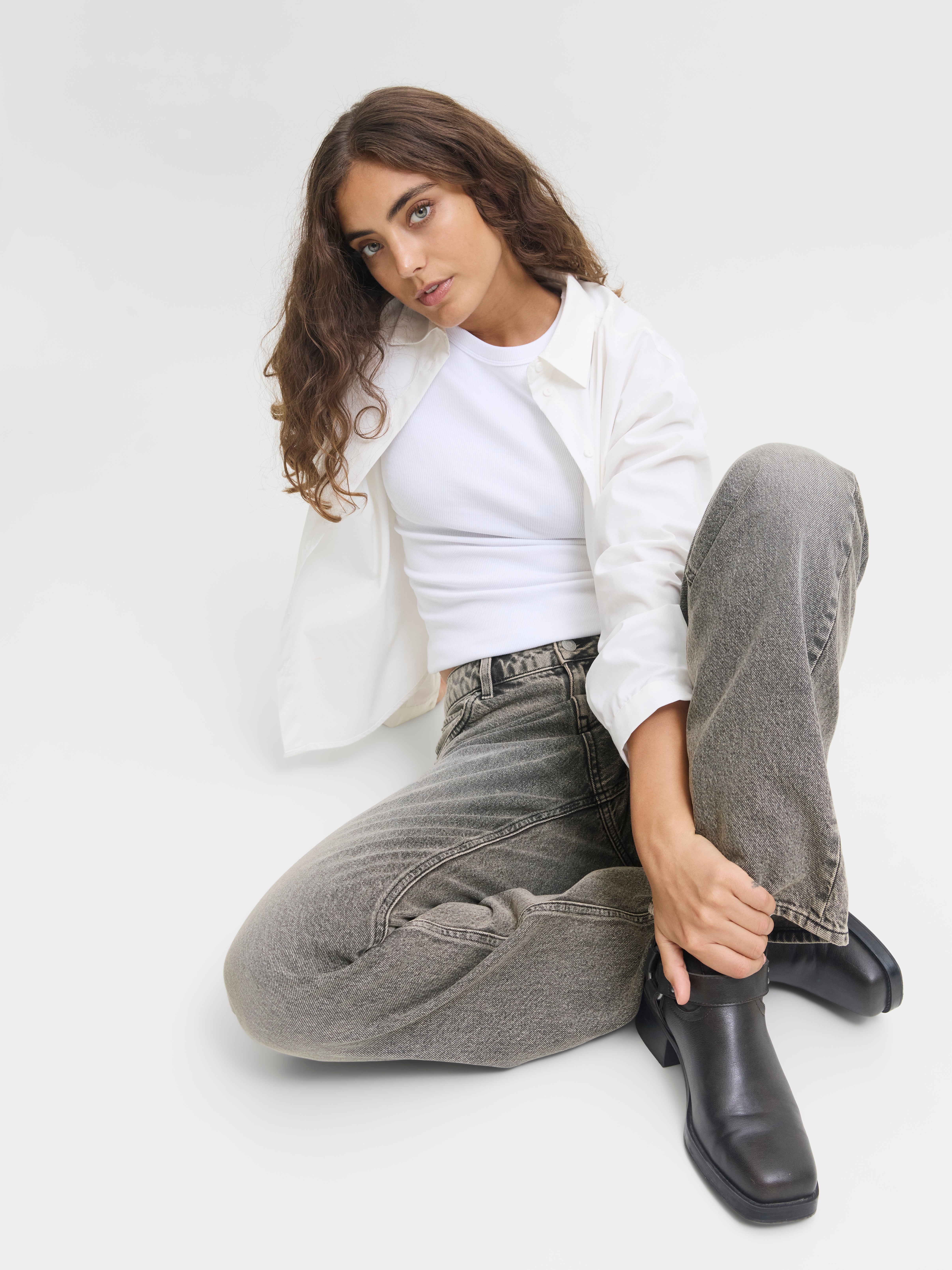 SEVILLE Mid-Rise Loose Fit Jeans | Jack & Jones®