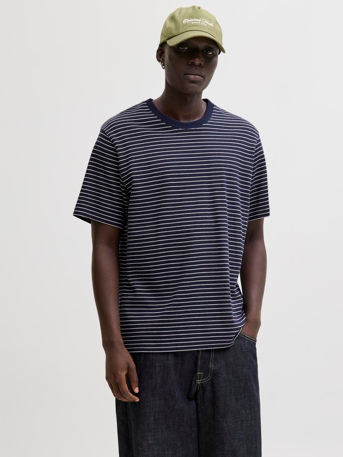 Relaxed Fit Crew neck Set sleeves T-shirt | Jack & Jones®