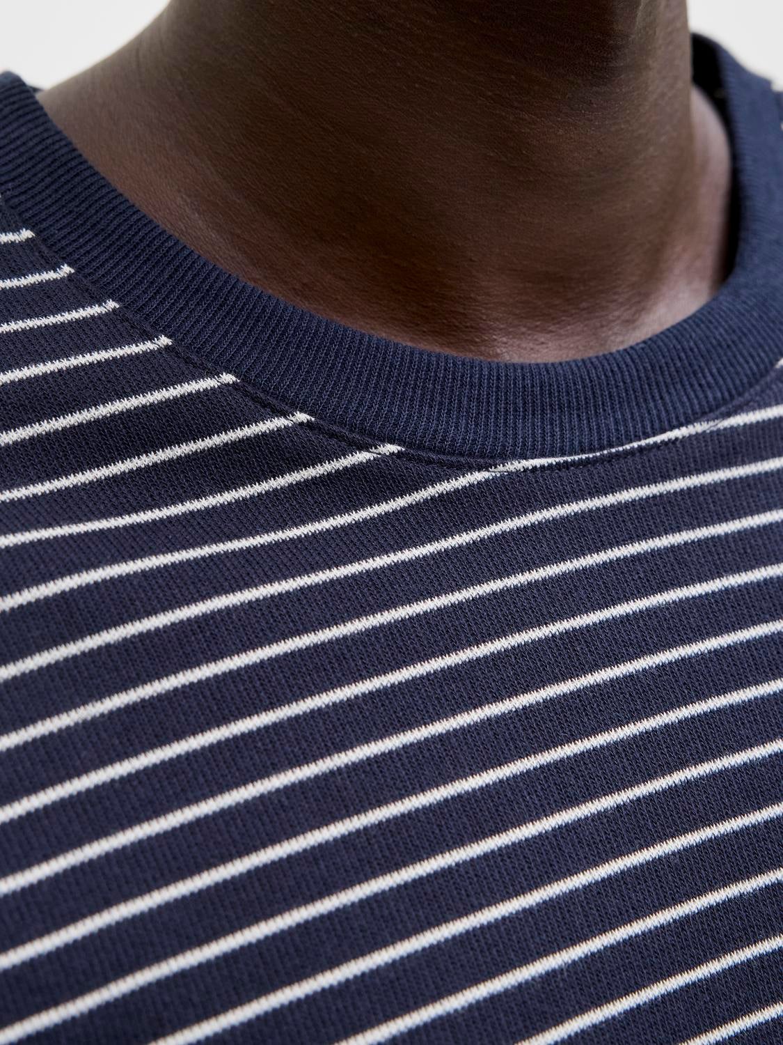Relaxed Fit Crew neck Set sleeves T-shirt | Jack & Jones®