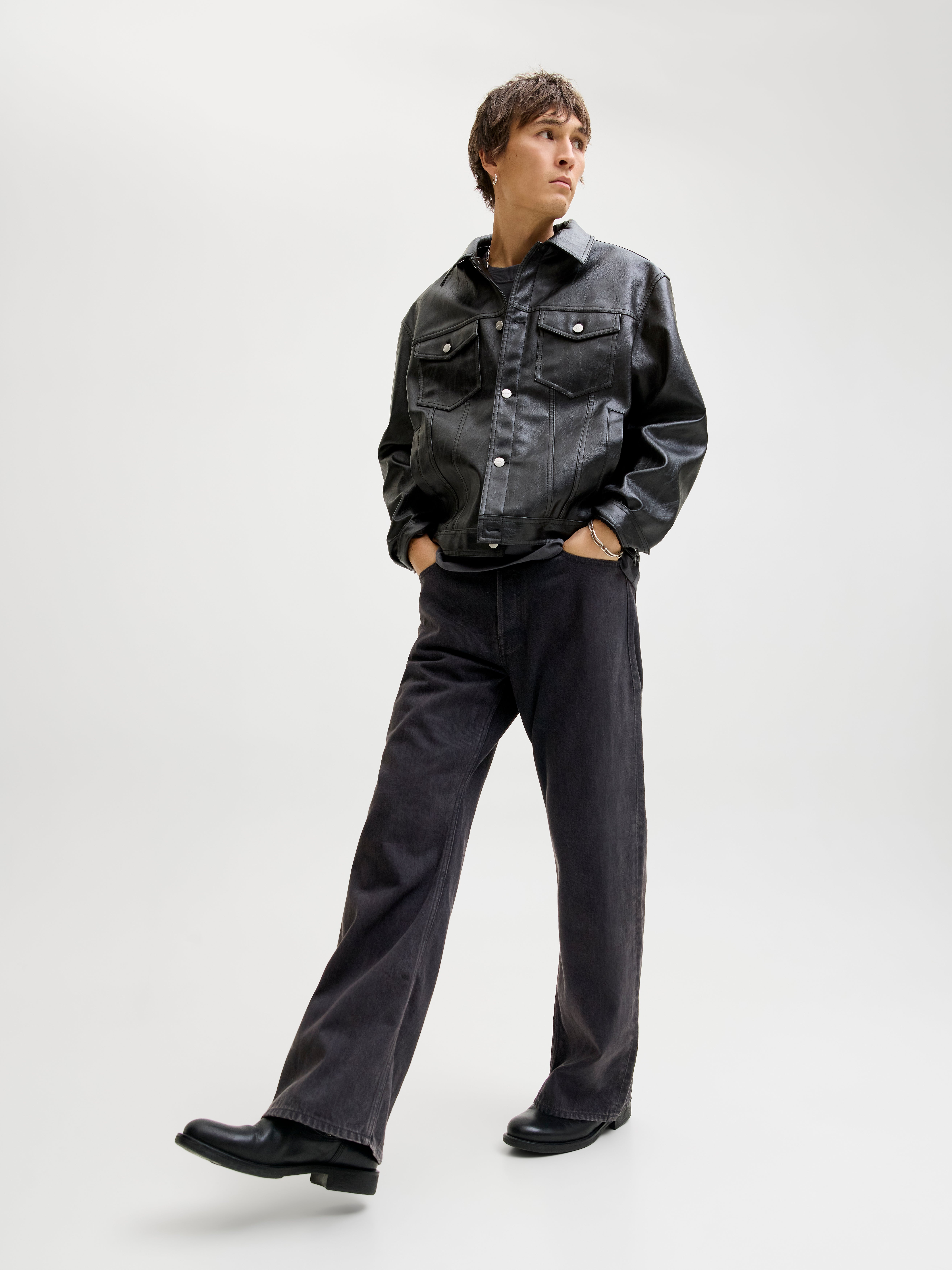 Toby 912 Flared Fit Jeans | Jack & Jones®