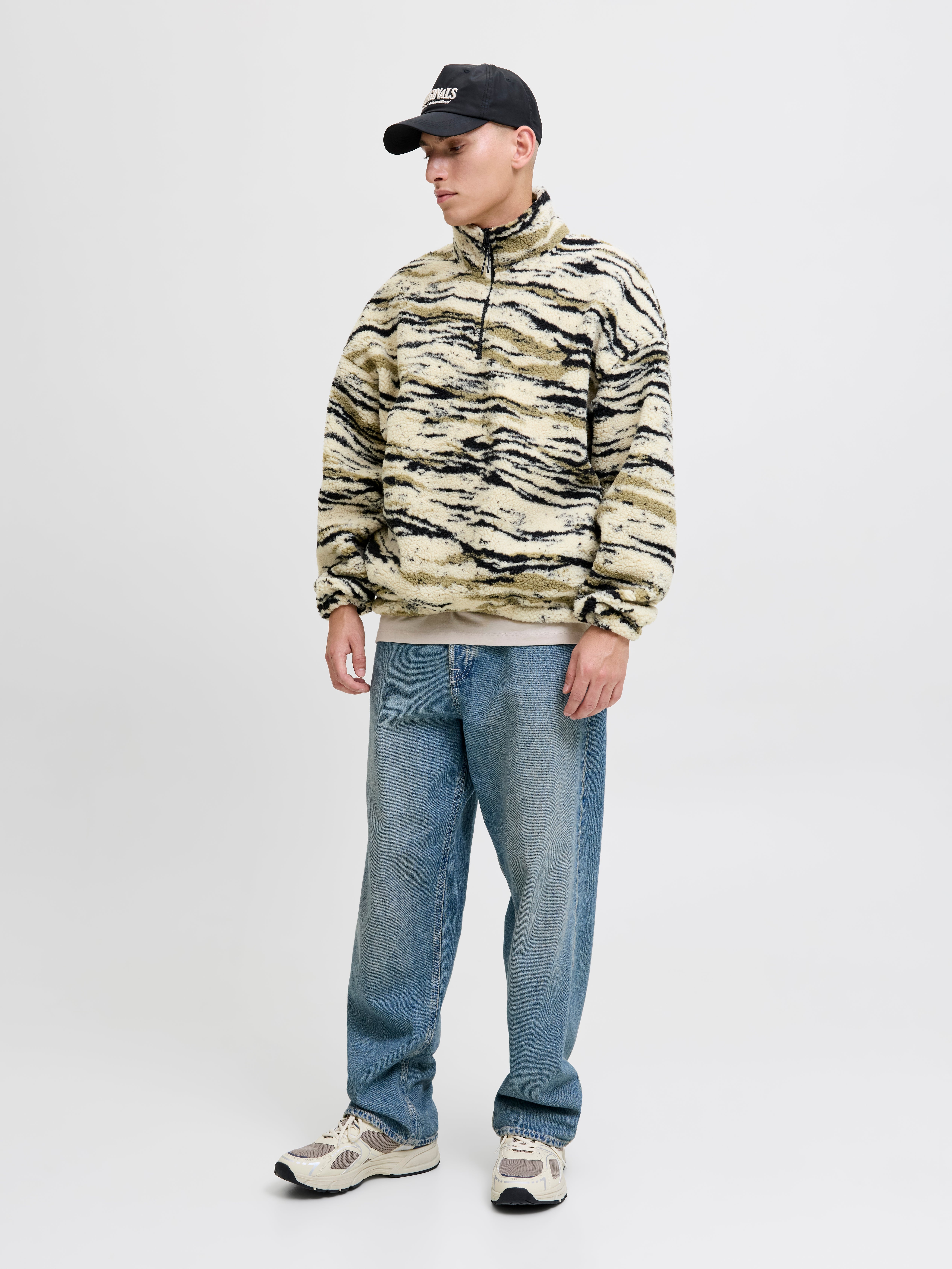 Volume Fit Sweatshirt | Jack & Jones®